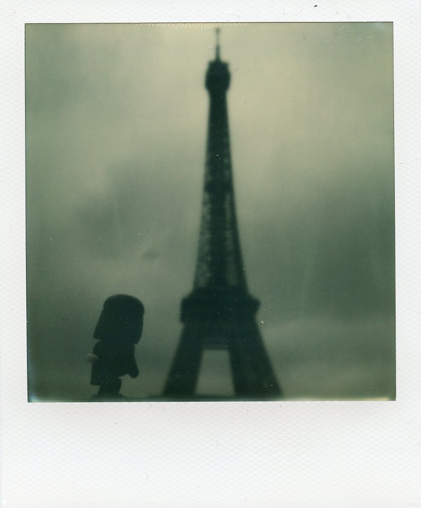 Insonnia alla Torre Eiffel - © Copyright Alan Marcheselli